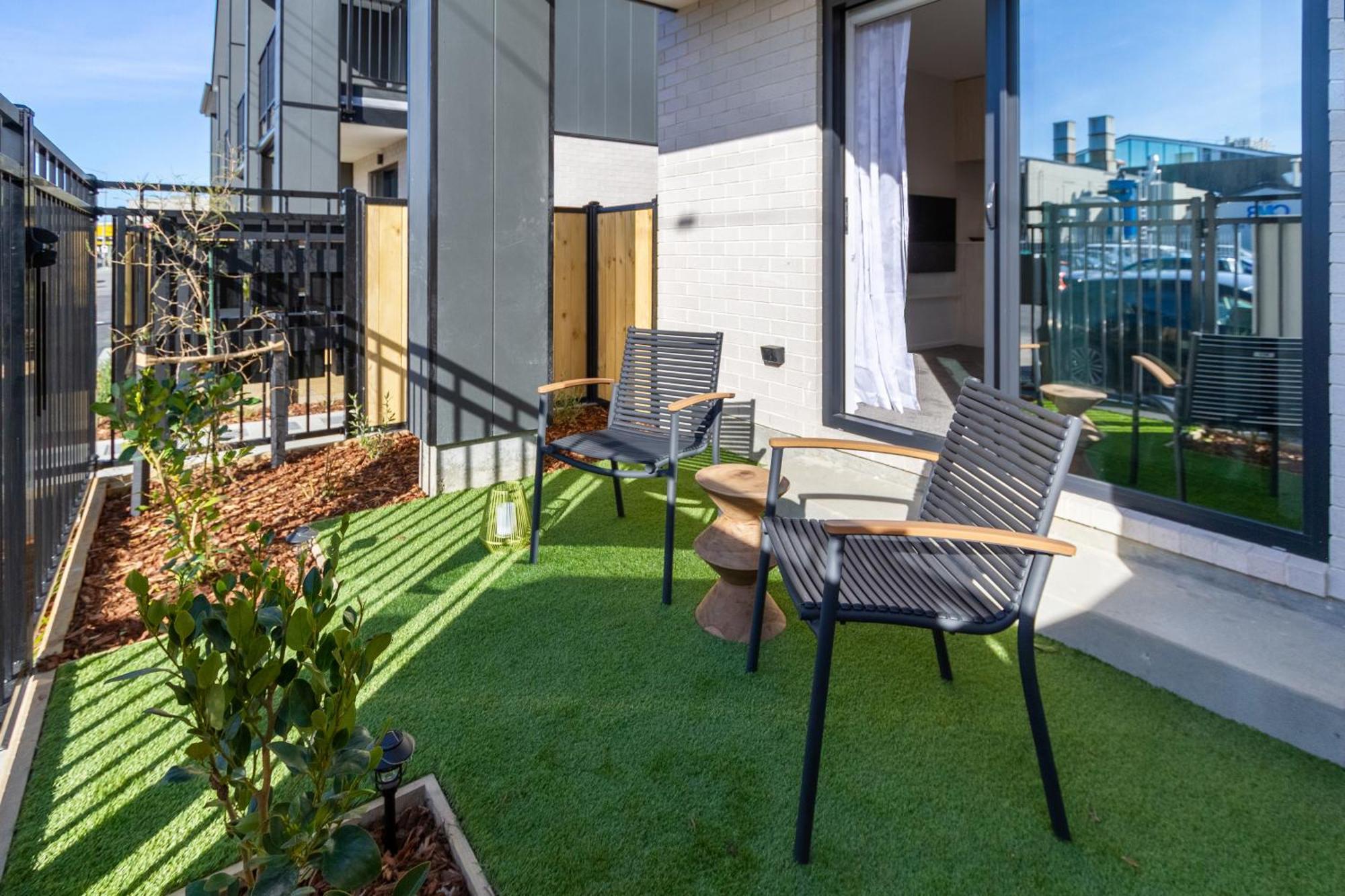 Charming Studio For 2 In The Central City ไครสต์เชิร์ช ภายนอก รูปภาพ